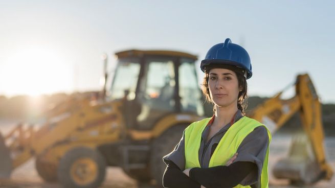 mujeres en construccion.jpg
