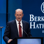 Greg Abel, es el sucesor de Warren Buffet en Berkshire Hathaway.&nbsp;