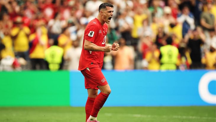 Granit Xhaka es uno de los dos futbolistas suizos en marcar en tres Copas del Mundo diferentes. Granit Xhaka es uno de los dos futbolistas suizos en marcar en tres Copas del Mundo diferentes.