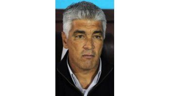 Despedido. Omar De Felippe quería continuar en Olimpo pero los dirigentes no lo dejaron.