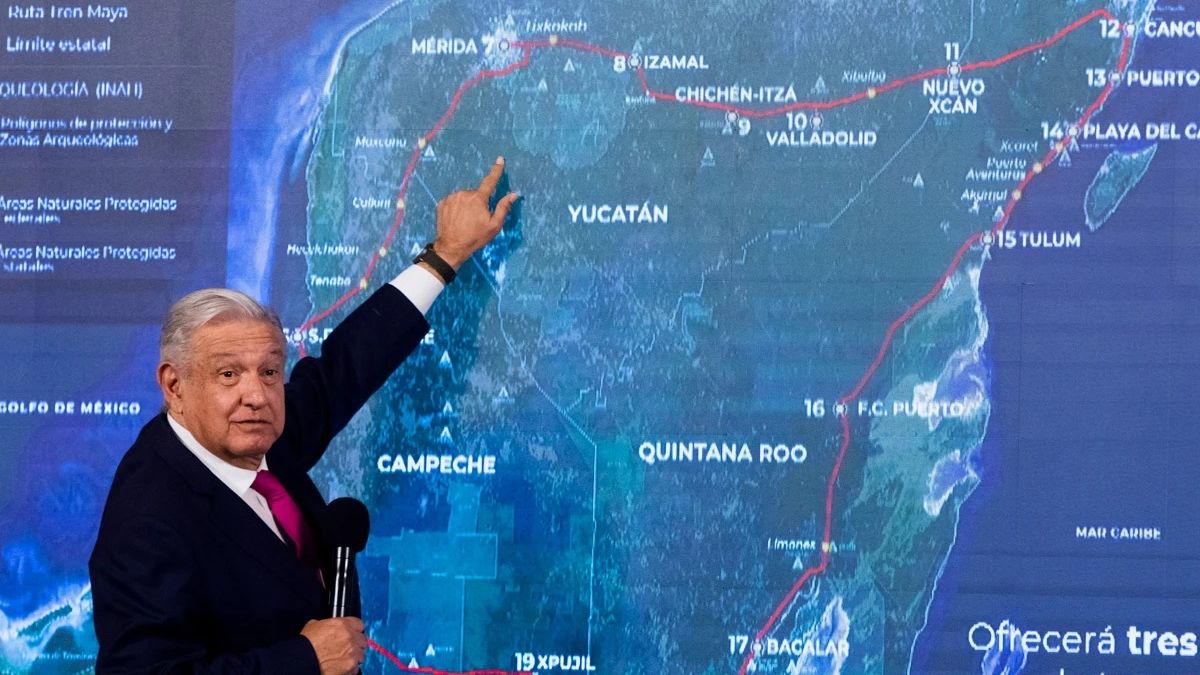 López Obrador calls the suspension of the Mayan Train politicking López Obrador calls the suspension of the Mayan Train politicking