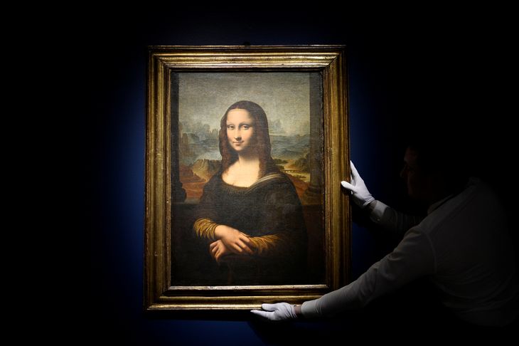 La Mona Lisa fue realizada por Leonardo da Vinci, entre 1503 y 1506. La Mona Lisa fue realizada por Leonardo da Vinci, entre 1503 y 1506.