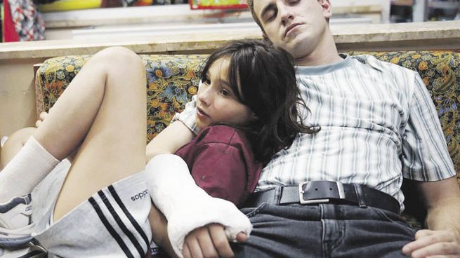 aftersun. La historia sobre un padre depresivo y una hija alegre.