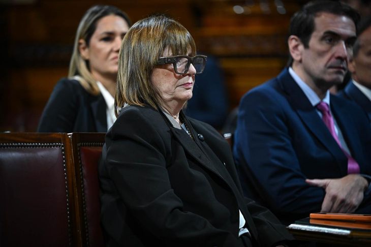 Bullrich pateó el tablero y partió rumbo a Mendoza. Bullrich pateó el tablero y partió rumbo a Mendoza.