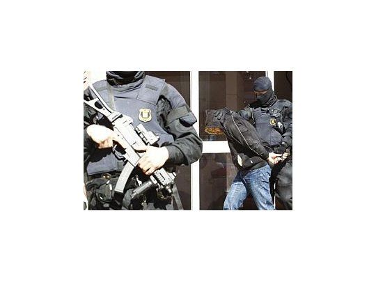 También captaban a jóvenes islamistas para enviarlos a combatir a Siria e Irak.
