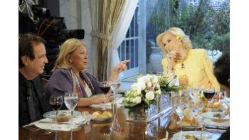 Elisa Carrió almorzó con Mirtha Legrand.