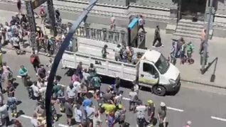 El Gobierno porteño multó a una empresa por transportar personas a la marcha