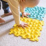 Los juegos sensoriales son fundamentales en los primeros años de vida. Los juegos sensoriales son fundamentales en los primeros años de vida.