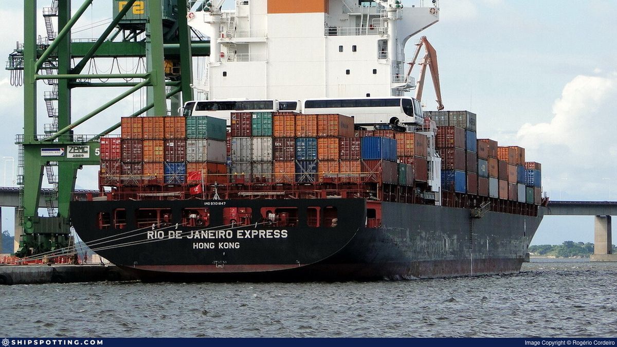 Récord: más de 13.000 contenedores llegan al puerto de Montevideo