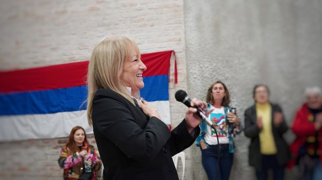 La precandidata del FA, Carolina Cosse.