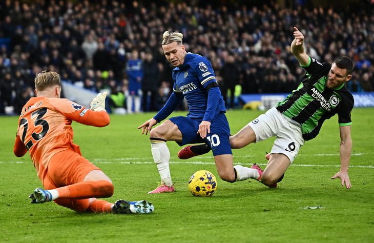 Entre la lista de los diez traspasos masculinos más caros está el del argentino Enzo Fernández del Benfica de Portugal al Chelsea de la Premier League inglesa. Entre la lista de los diez traspasos masculinos más caros está el del argentino Enzo Fernández del Benfica de Portugal al Chelsea de la Premier League inglesa.