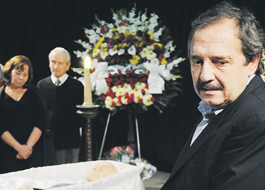 Ricardo Alfonsín recordó a Sabato como una «referencia ética fundamental», y recalcó la tarea que cumplió junto con su padre, Raúl Alfonsín, en la obra de la Conadep.