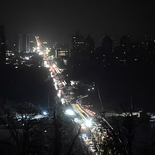 Kiev vuelve a quedar bajo fuego ruso mientras una histórica ola de frío expone la fragilidad del sistema energético y agrava la crisis humanitaria. Kiev vuelve a quedar bajo fuego ruso mientras una histórica ola de frío expone la fragilidad del sistema energético y agrava la crisis humanitaria.