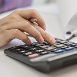 Los cambios en el sistema previsional pueden presionar el déficit fiscal y afectar a largo plazo la nota crediticia de Uruguay. Los cambios en el sistema previsional pueden presionar el déficit fiscal y afectar a largo plazo la nota crediticia de Uruguay.