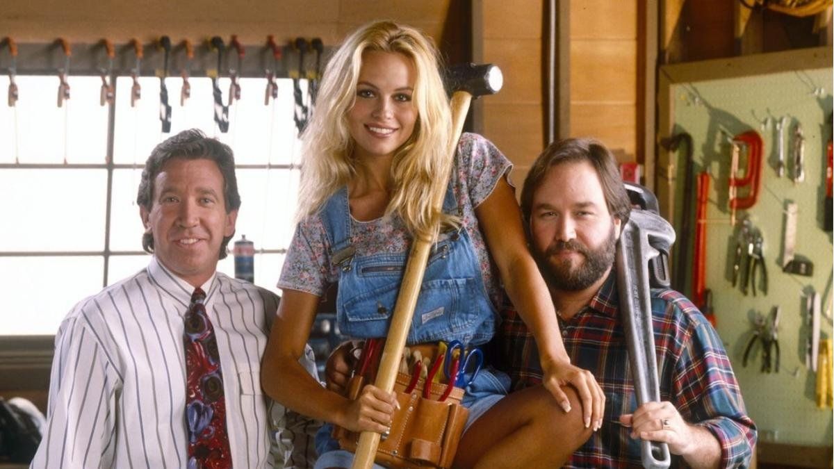 Pamela Anderson accused Tim Allen of showing her his penis during a filming