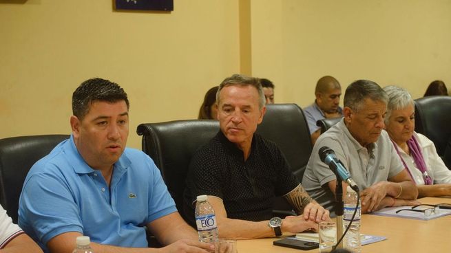 La CGT se prepara para un debate sobre la reforma laboral con la cancha inclinada.