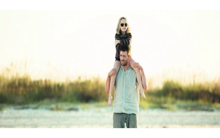 ámbito.com | Tío y sobrina. Ambos viven felices en la bohemia y con las matemáticas como un juego hasta que su abuela quiere mandarla a una escuela para genios.