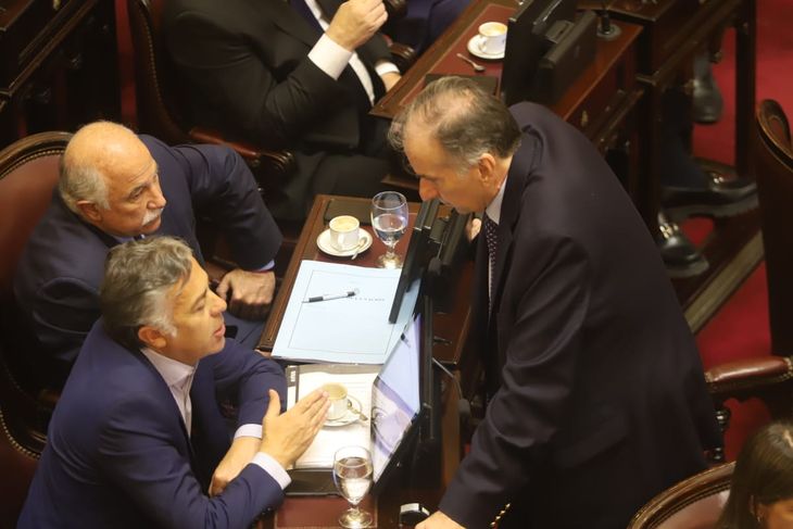 Senado Fuchila (4).jpeg