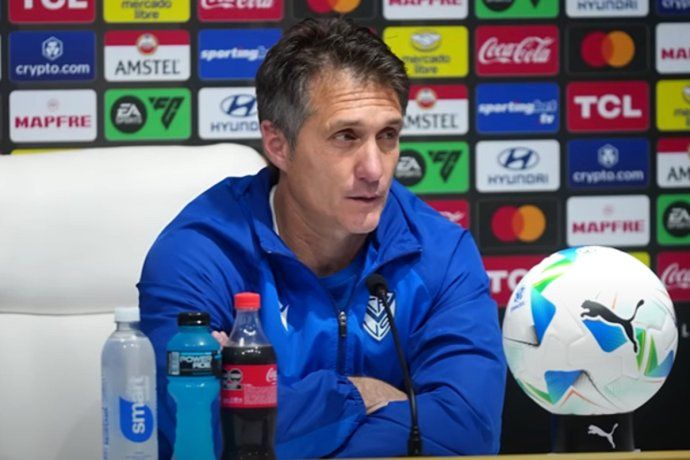 Guillermo Barros Schelotto fue expulsado durante el partido por sus reclamos al arbitraje. Guillermo Barros Schelotto fue expulsado durante el partido por sus reclamos al arbitraje.