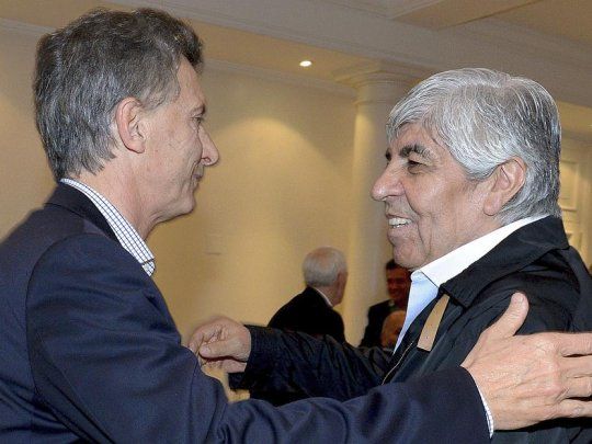 Macri Moyano.jpg