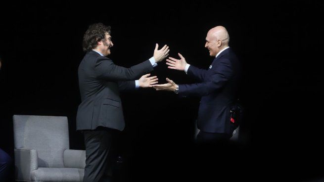 Javier Milei respaldó a Espert y llamó a terminar con el kirchnerismo en las urnas.