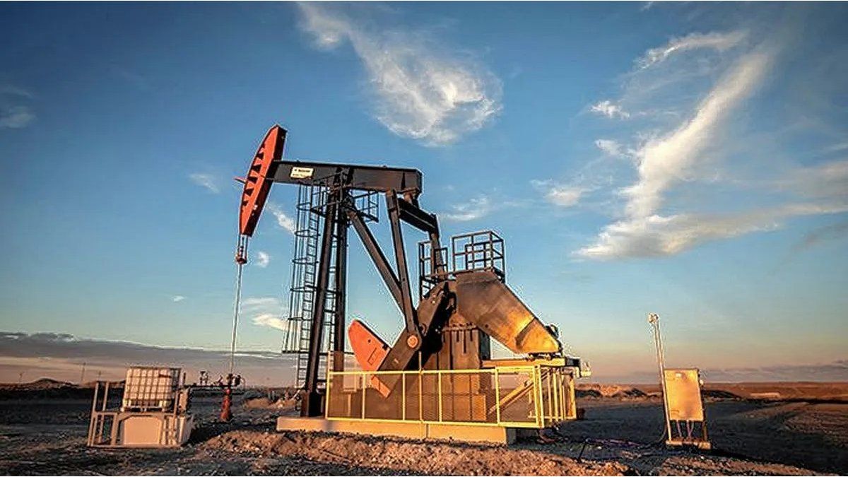 El petróleo escaló más de 7% ante la reanudación de fuego cruzado en Medio Oriente