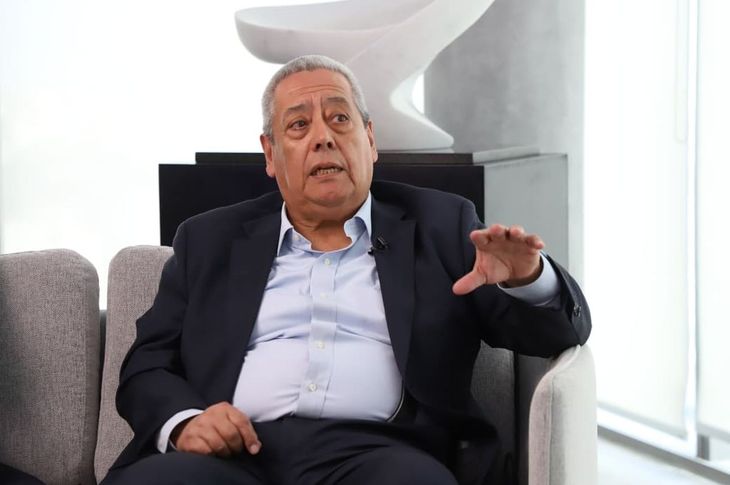 Rolando D&aacute;vila.