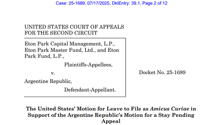 La gestión de Donald Trump solicitó a la Corte de Apelaciones que otorgue una suspensión (stay) de la orden que obliga a Argentina a entregar sus acciones en YPF a los fondos demandantes, mientras se resuelve la apelación. La gestión de Donald Trump solicitó a la Corte de Apelaciones que otorgue una suspensión (stay) de la orden que obliga a Argentina a entregar sus acciones en YPF a los fondos demandantes, mientras se resuelve la apelación.
