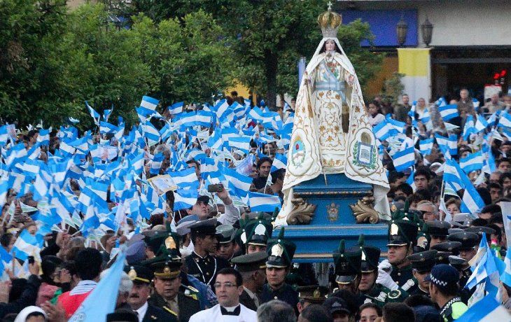 La Virgen de la Merced es la hacedora de un milagro que significó la victoria para las tropas nacionales y la adoración permanente de un pueblo creyente y fiel.