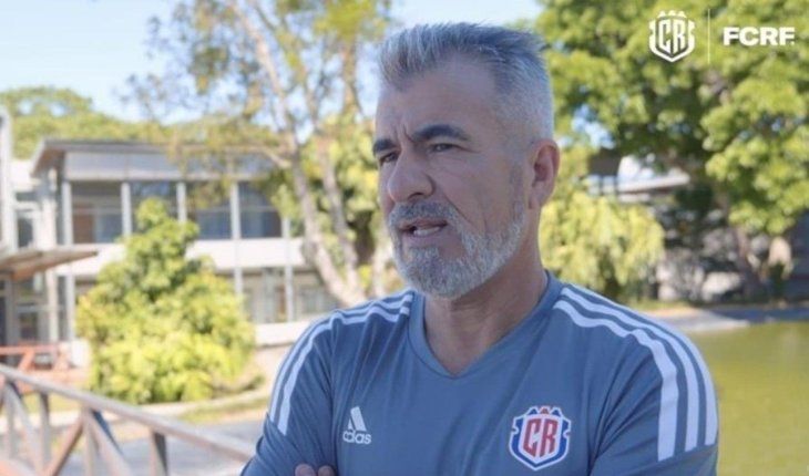 Con fuertes opiniones en contra, el silbante argentino Horacio Elizondo, quien expulsó en la final del Mundial 2006 al francés Zinedine Zidane ante Italia, podría convertirse en en el director de instrucción de la Comisión de Árbitros de la Federación Mexicana de Futbol (FMF).