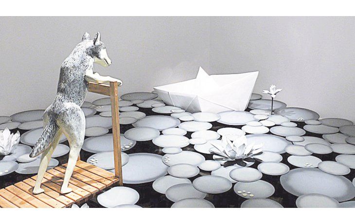 ámbito.com | CABUTTI. “¡Mirá cuántos barcos navegan aún” (2008), de Marcela Cabutti, integra la muestra “El museo de los mundos imaginarios”, que puede visitarse en el Centro Cultural Recoleta.
