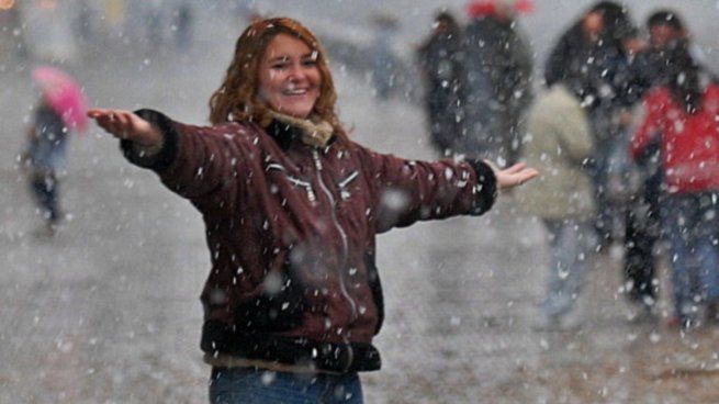 Según el Servicio Meteorológico, este fin de semana podría haber nieve en zonas altas bonaerenses. 