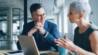 El estudio pone el foco en temas de impacto directo: estructuras salariales, desarrollo de carrera y los nuevos desafíos del talento humano. El estudio pone el foco en temas de impacto directo: estructuras salariales, desarrollo de carrera y los nuevos desafíos del talento humano.