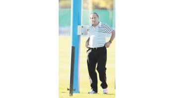 Carlos Salvador Bilardo seguirá ligado a la AFA durante 2012, pero no será como director general de selecciones.