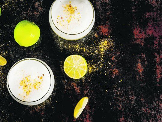 esti pag6. Coctel Sour Pisco.jpg