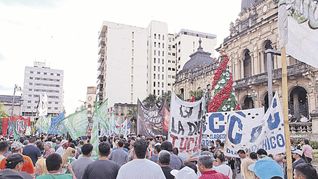 ámbito.com | P15 - Marcha_opt.jpeg