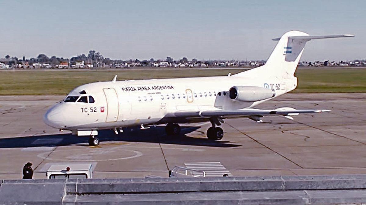 Fuerza Aérea dio de baja a último avión de transporte Fokker F.28