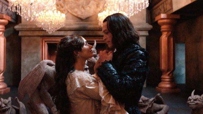 Drácula de Luc Besson llega a los cines este jueves 14 de agosto.