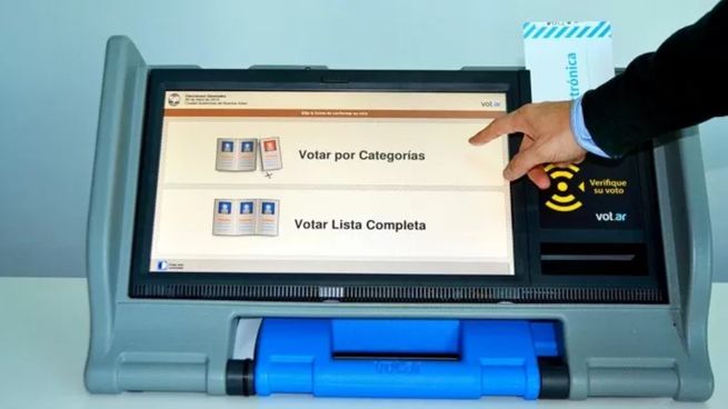 Durante las elecciones de CABA se brindó un servicio de monitoreo continuo, supervisando el comportamiento de la infraestructura tecnológica y anticipando cualquier actividad fuera de lo común.