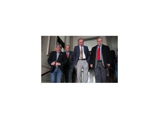 Los dirigentes de la Mesa de Enlace, Eduardo Buzzi, Hugo Biolcatti, Carlos Garetto y Mario Llambias.