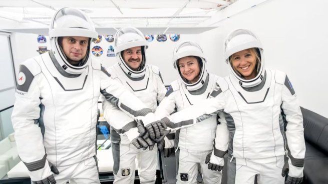 Desde el miércoles 28 de enero, los astronautas permanecen en cuarentena preventiva en el Centro Espacial Johnson de Houston, Texas.
