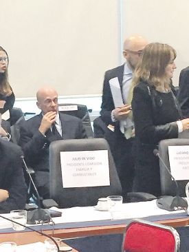 Silla vacía. Julio De Vido fue al Congreso pero evitó exponerse en el plenario de comisiones donde se presentó Juan José Aranguren.