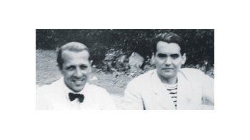 En «El amante uruguayo. Una historia real», Roncagliolo vuelve a interesarse por si es cierto o no que el escritor uruguayo Enrique Amorín (en la foto con Federico García Lorca en 1930) robó el cadáver del poeta español.