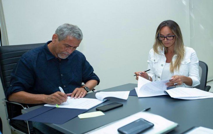 Jorge Ferraresi y Malena Galmarini pusieron en marcha las obras Jorge Ferraresi y Malena Galmarini pusieron en marcha las obras