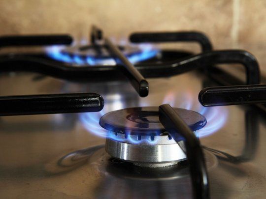 El secretario de Energía, Darío Martínez, afirmó que a partir de esta adjudicación hay más gas natural de producción nacional para los hogares de los y las argentinas en este y en los próximos inviernos.