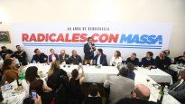 Sergio Massa festejó los 40 años de democracia junto con un sector del radicalismo.&nbsp;