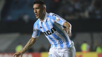 ¿Centurión vuelve al fútbol argentino?