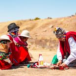 La Pachamama es una figura sagrada para las comunidades quechuas y aimaras. La Pachamama es una figura sagrada para las comunidades quechuas y aimaras.
