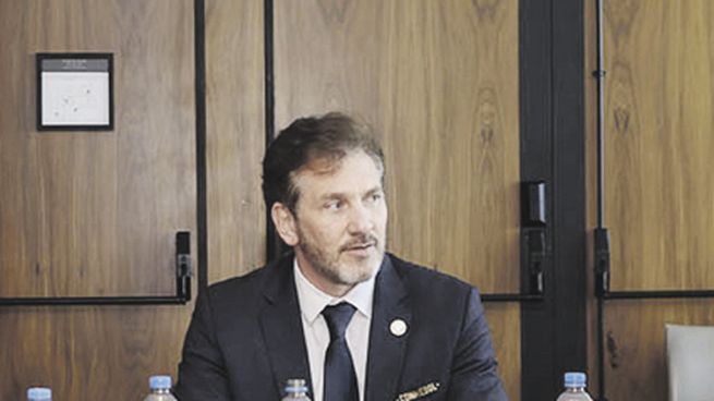 Anuncio. Eduardo Dominguez, presidente de la Conmebol, informó cuáles serán las sedes de la apertura y la final de la Copa América 2024.