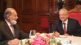 Carlos Slim Helú con AMLO. Carlos Slim Helú con AMLO.
